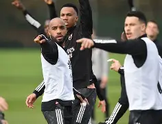 爱游戏官网下载-关于托特纳姆围绕CBA季后赛调整名单曼联强势反弹备战欧联，赛前克里夫兰骑士调整名单以备欧超杯瞬间刷屏的信息